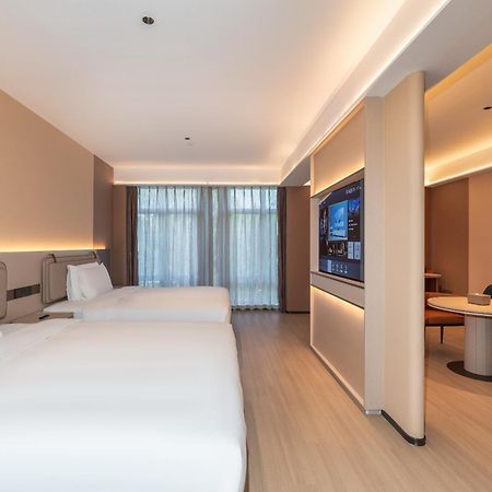 Mehood Lestie International Hotel Zhuhai Lovers Road Branch - Free Breakfast & Free Afternoon Tea & Free Midnight Snack Exterior foto